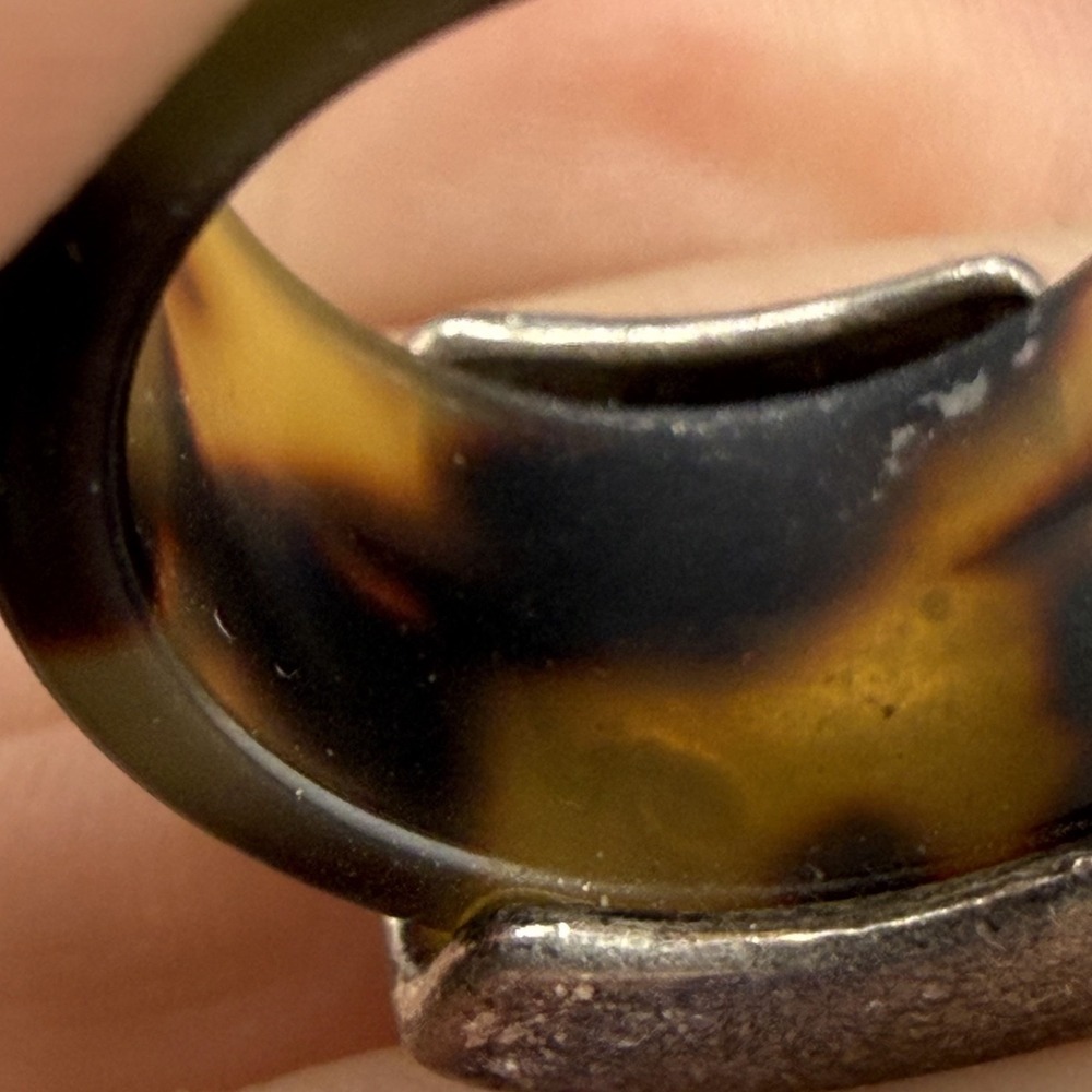 Vintage Band Ring Acrylic Tortoiseshell Question Mark Size 5 - Picture 3 of 9
